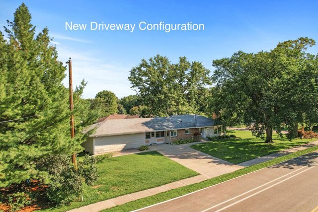 4700 Glenwood Avenue, Golden Valley, MN 55422