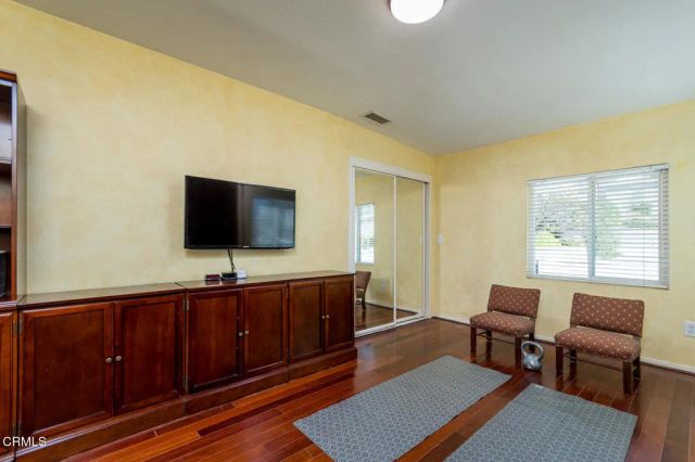 3550 Santa Carlotta Street, Glendale, CA 91214