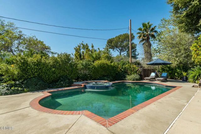 3550 Santa Carlotta Street, Glendale, CA 91214