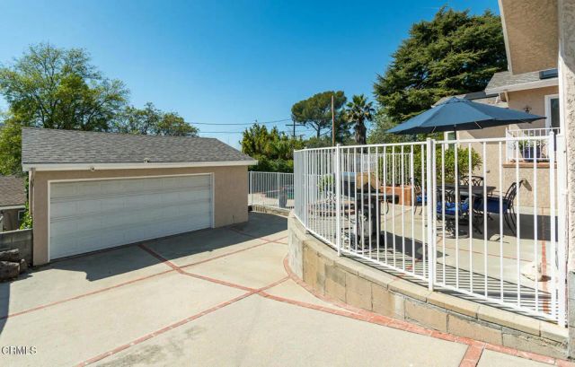 3550 Santa Carlotta Street, Glendale, CA 91214
