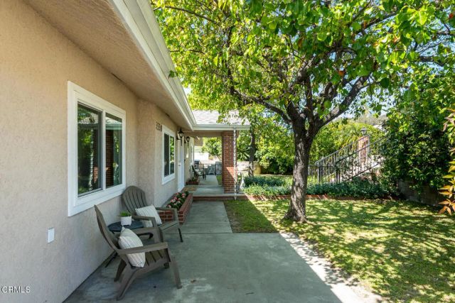 3550 Santa Carlotta Street, Glendale, CA 91214