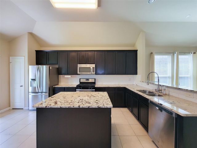 9718 Justin Ridge Lane, Humble, TX 77396