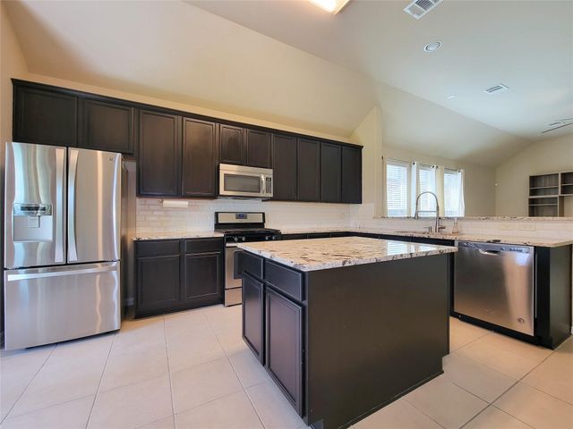 9718 Justin Ridge Lane, Humble, TX 77396