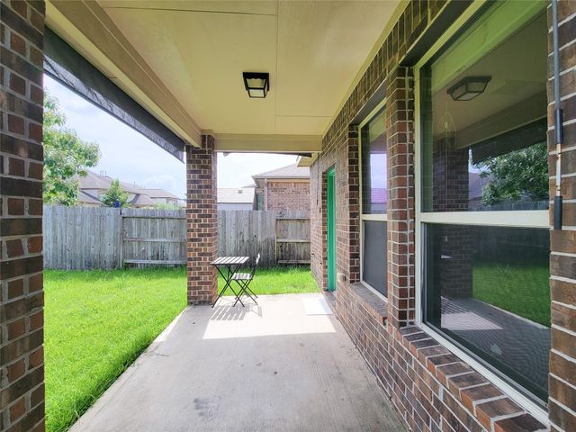 9718 Justin Ridge Lane, Humble, TX 77396