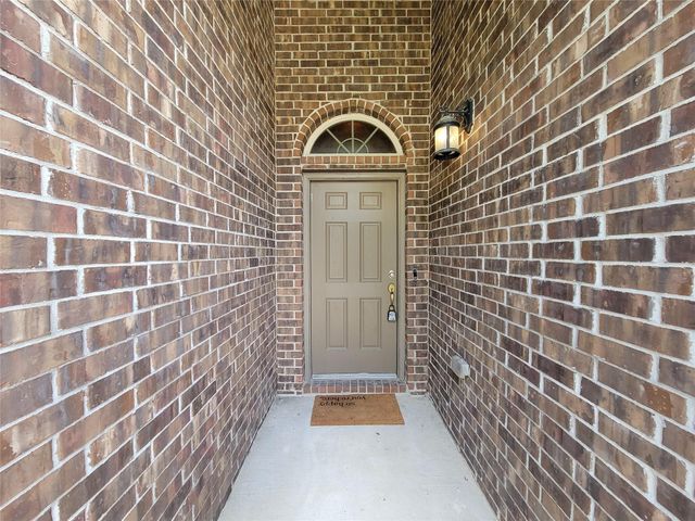 9718 Justin Ridge Lane, Humble, TX 77396