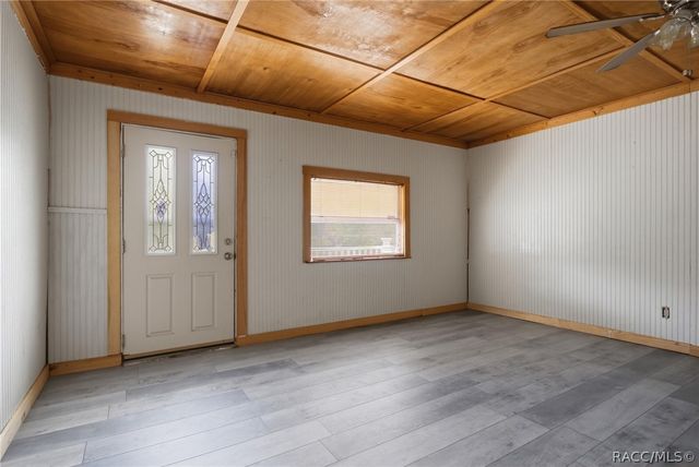 2670 S Pine Ridge Avenue, Homosassa, FL 34448
