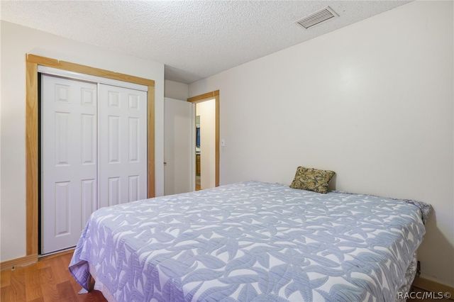 2670 S Pine Ridge Avenue, Homosassa, FL 34448