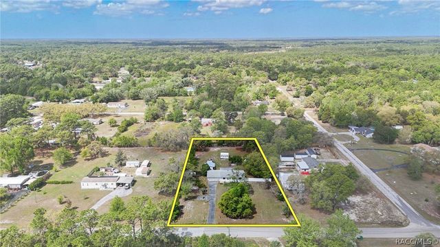 2670 S Pine Ridge Avenue, Homosassa, FL 34448