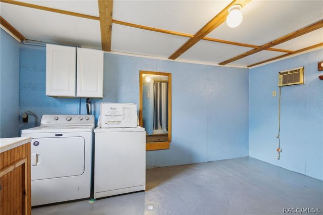 2670 S Pine Ridge Avenue, Homosassa, FL 34448