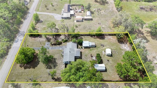 2670 S Pine Ridge Avenue, Homosassa, FL 34448