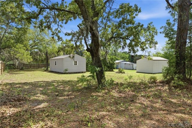 2670 S Pine Ridge Avenue, Homosassa, FL 34448