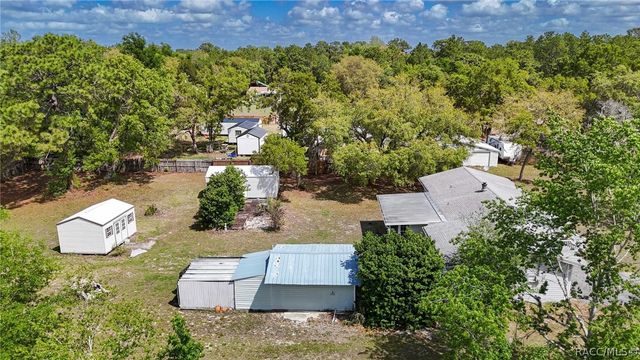 2670 S Pine Ridge Avenue, Homosassa, FL 34448