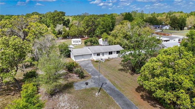 2670 S Pine Ridge Avenue, Homosassa, FL 34448
