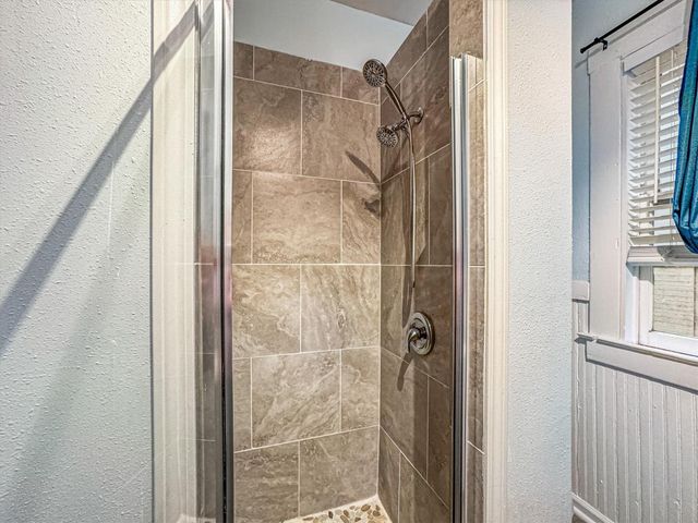 1904 Avenue N, Galveston, TX 77550