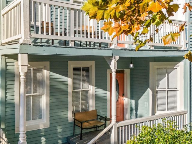 1904 Avenue N, Galveston, TX 77550