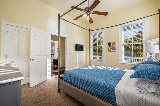 1904 Avenue N, Galveston, TX 77550