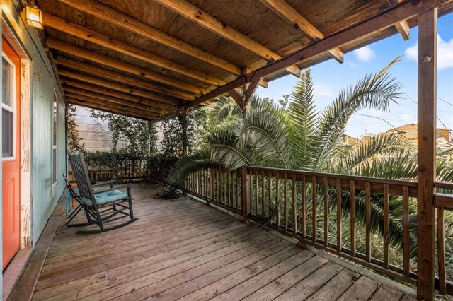 1904 Avenue N, Galveston, TX 77550