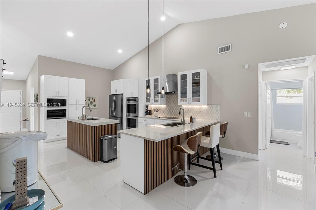 19648 Back Nine Dr, Boca Raton, FL 33498