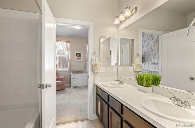 27162 E Davies Avenue, Aurora, CO 80016