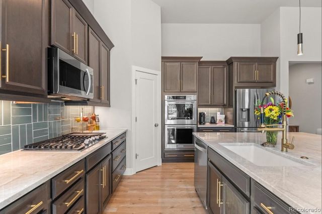 27162 E Davies Avenue, Aurora, CO 80016