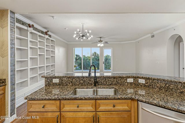 1437 Pineapple Avenue 302, Melbourne, FL 32935