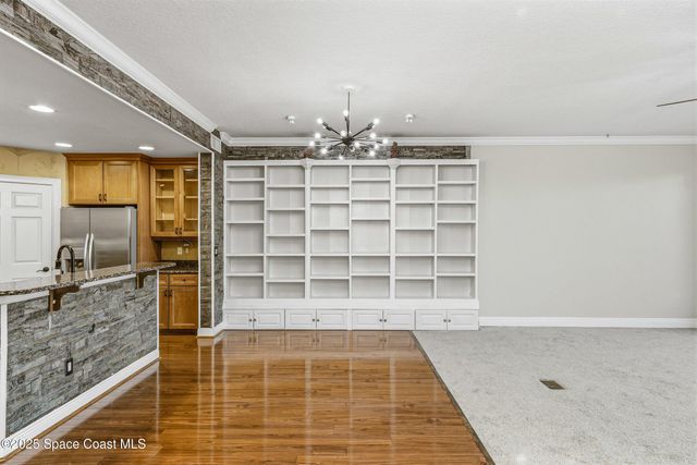 1437 Pineapple Avenue 302, Melbourne, FL 32935