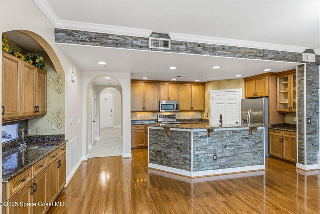 1437 Pineapple Avenue 302, Melbourne, FL 32935