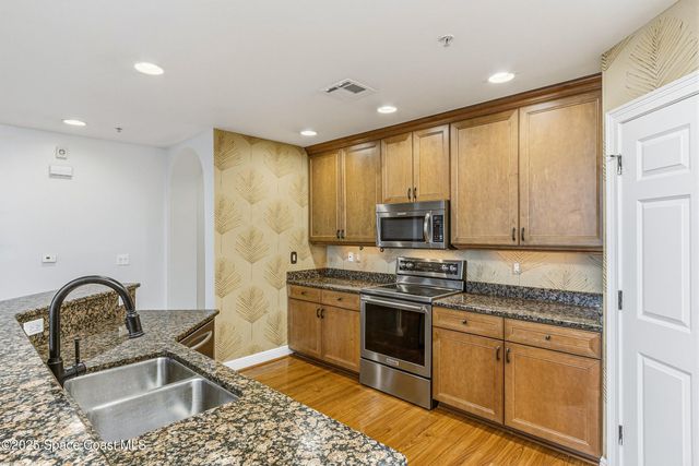 1437 Pineapple Avenue 302, Melbourne, FL 32935