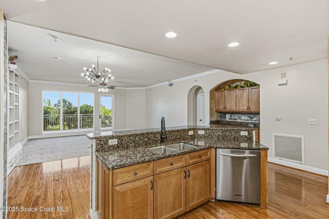 1437 Pineapple Avenue 302, Melbourne, FL 32935