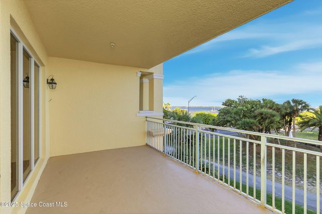 1437 Pineapple Avenue 302, Melbourne, FL 32935