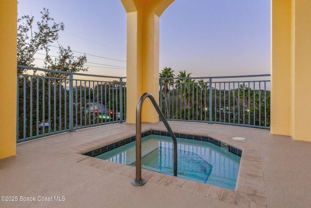 1437 Pineapple Avenue 302, Melbourne, FL 32935