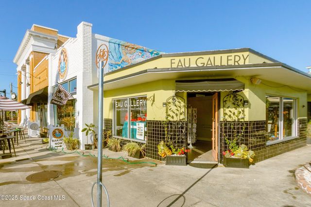 1437 Pineapple Avenue 302, Melbourne, FL 32935