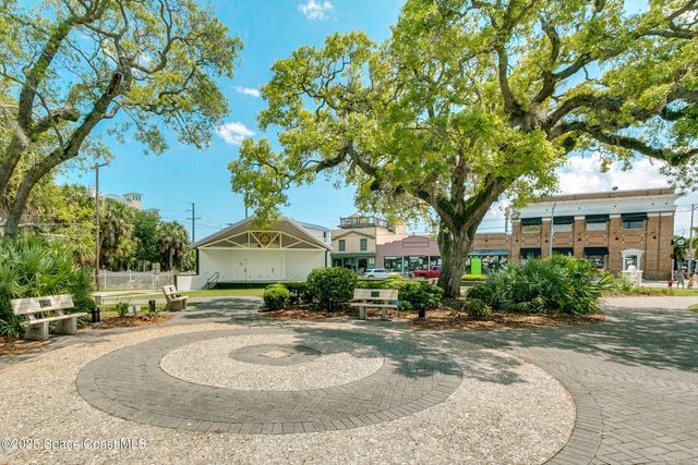 1437 Pineapple Avenue 302, Melbourne, FL 32935