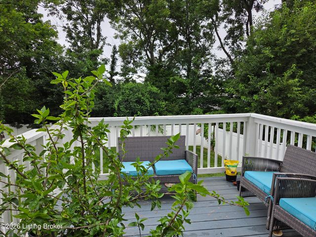 10325 Truman Way, Jeffersontown, KY 40299