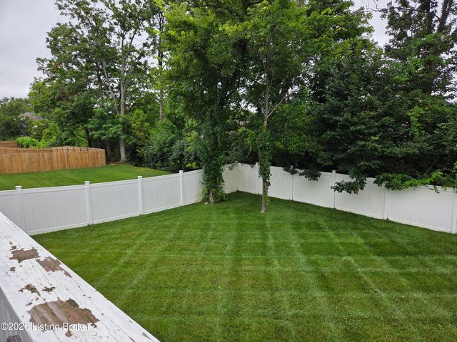 10325 Truman Way, Jeffersontown, KY 40299