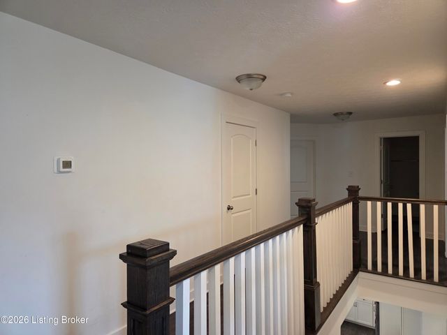 10325 Truman Way, Jeffersontown, KY 40299