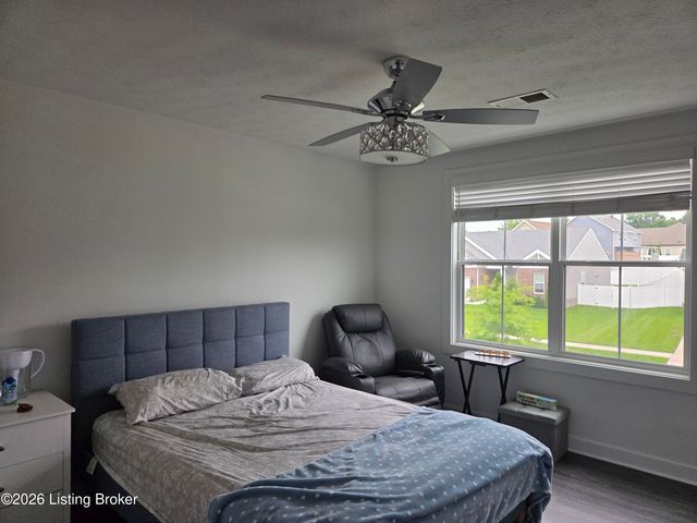 10325 Truman Way, Jeffersontown, KY 40299