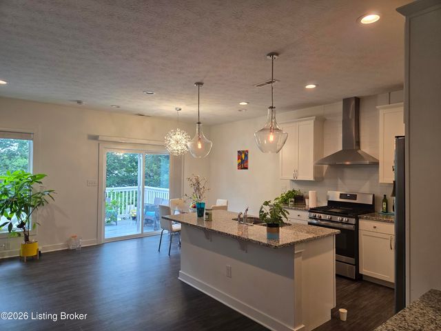 10325 Truman Way, Jeffersontown, KY 40299
