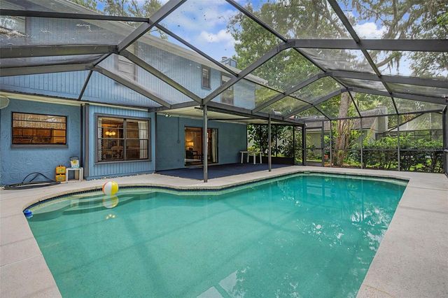 16706 ROLLING ROCK DRIVE, Tampa, FL 33618