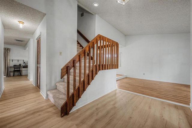 16706 ROLLING ROCK DRIVE, Tampa, FL 33618