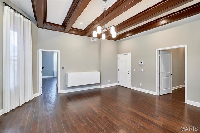 4253 Washington Boulevard B, St Louis, MO 63108