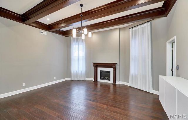 4253 Washington Boulevard B, St Louis, MO 63108