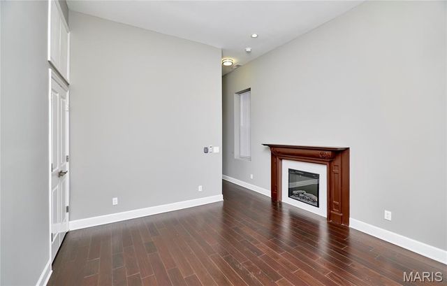 4253 Washington Boulevard B, St Louis, MO 63108