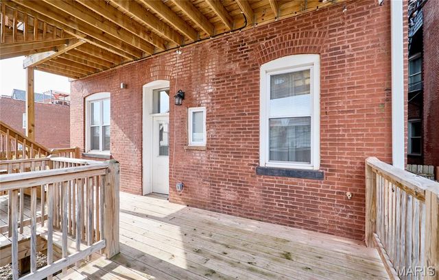4253 Washington Boulevard B, St Louis, MO 63108