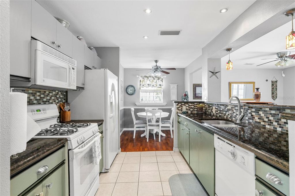 Image 3 of property listing at 1108 65TH AVENUE W, Bradenton, FL 34207