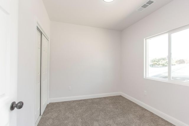 3360 Michigan Ave, Stockton, CA 95204