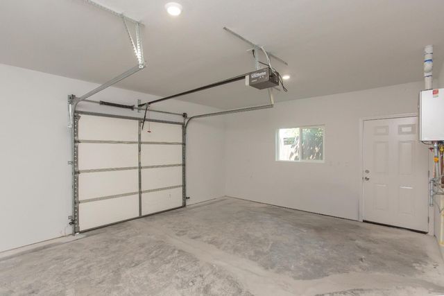 3360 Michigan Ave, Stockton, CA 95204