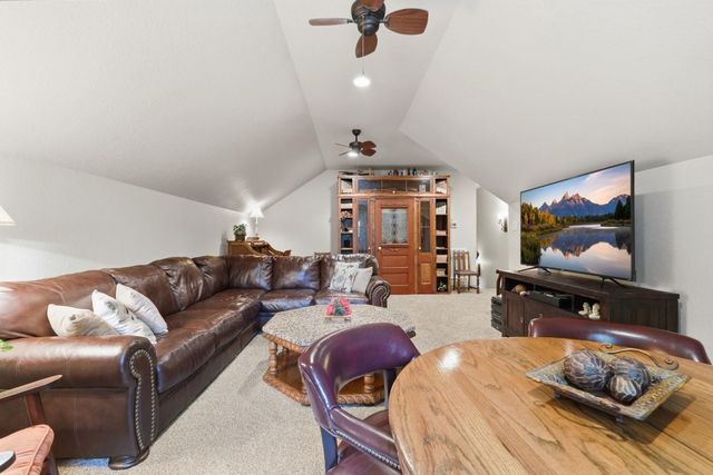 156 Dedication Trail, Huntsville, TX 77340