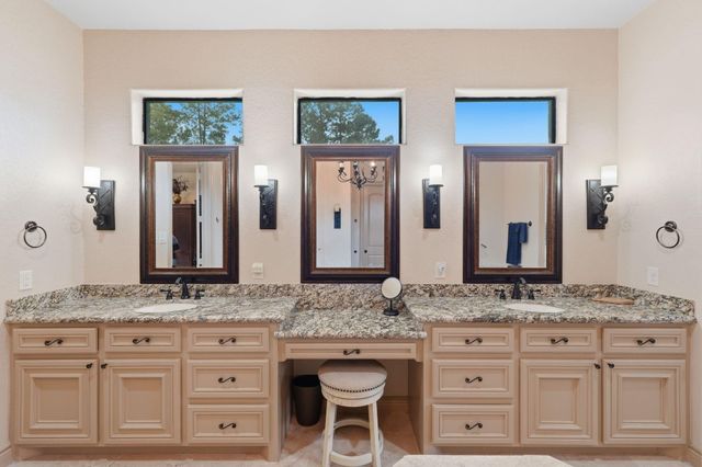 156 Dedication Trail, Huntsville, TX 77340