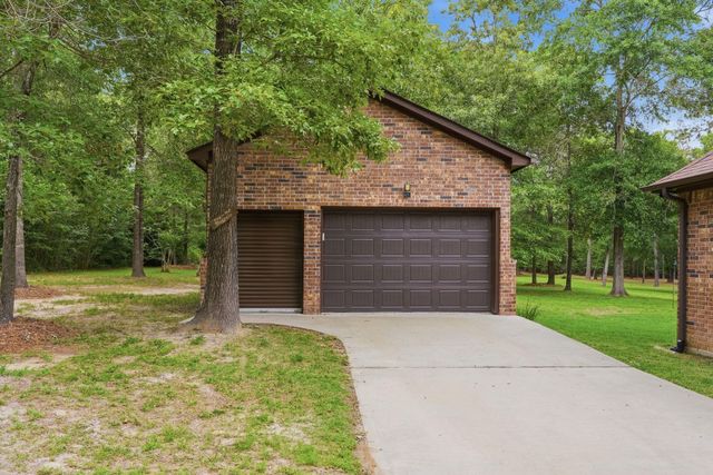 156 Dedication Trail, Huntsville, TX 77340
